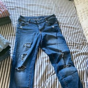 Old navy ripped jeans size 4